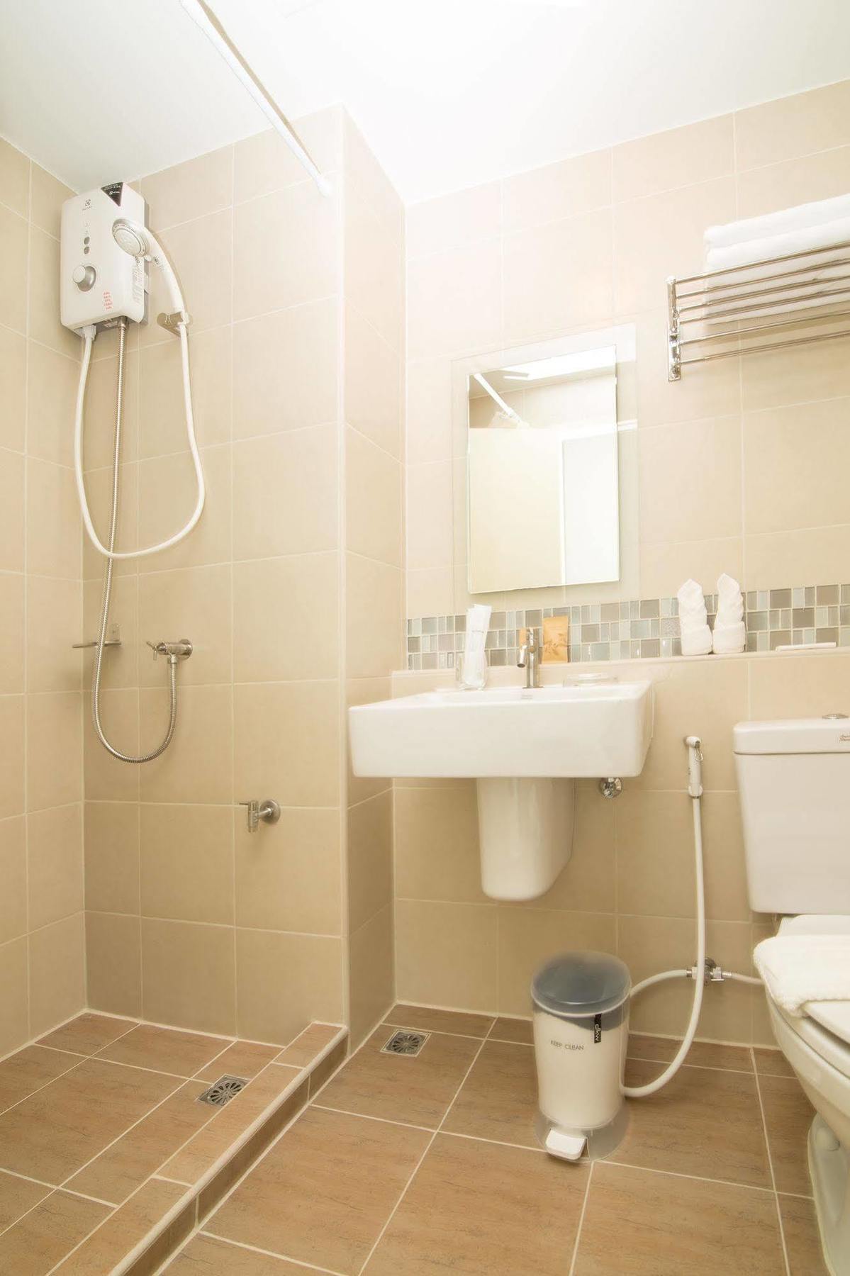 First Choice Suites By The Sea Sha Plus Extra Χουά Χιν Εξωτερικό φωτογραφία